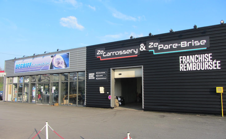Photo publiée sur la fiche Google de Dégriff Automobiles - ZeCarrossery & ZePare-Brise, Pont-l'Évêque