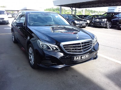 Photos of Jati Transport Sdn Bhd (Mercedes Benz Beribi Showroom)