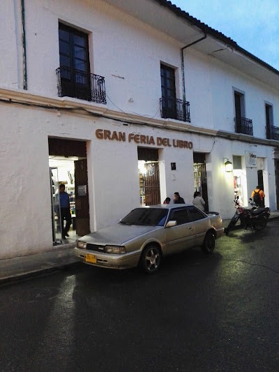 Photos of La Feria Del Libro