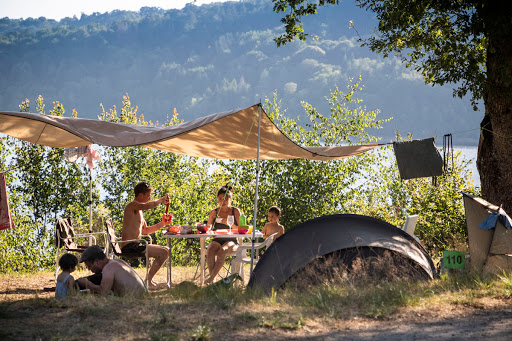 Photo de Camping Huttopia Lac de la Siauve à Lanobre (15270)