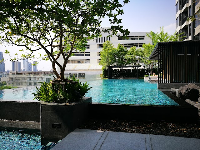 The Room Sathorn-St.Louis