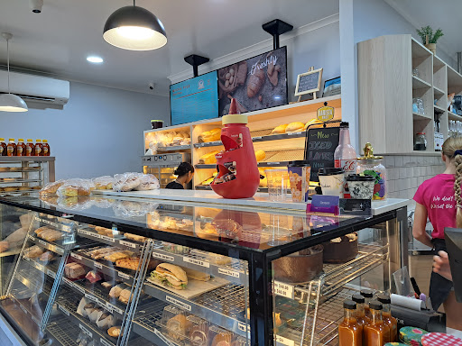 Mick's Bread Kitchen - Visual