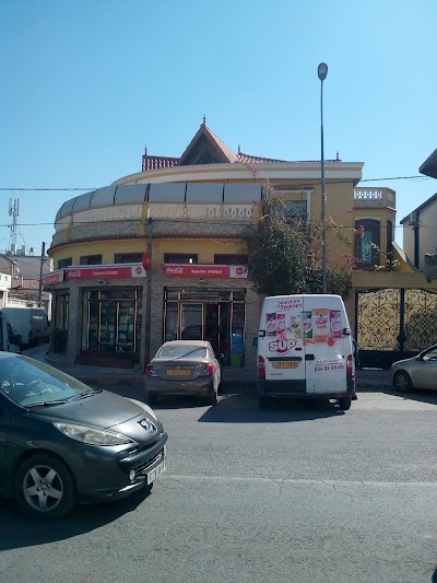 Photos of Superette Everest