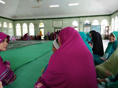 Photos of Masjid Jami Mambaul Ulum