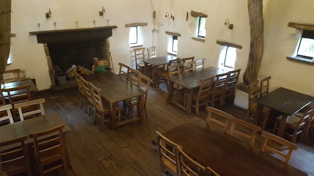 Craven Arms Pub & Cruck Barn