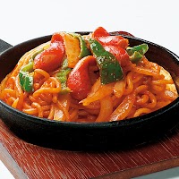 世界の山ちゃん本丸店