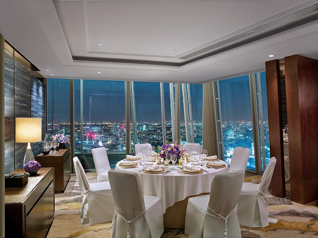 Shangri-La Hotel, At The Shard, London