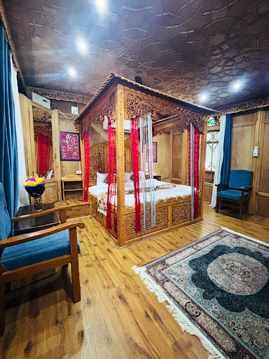 Gallery image 25