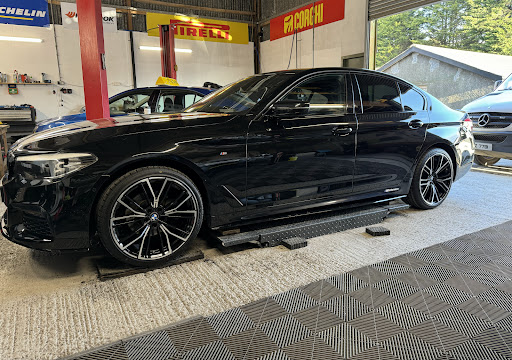 MC Tyres / Mobile tyre fitting service - Thumbnail