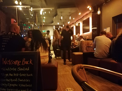 Mojitos Wine Bar - Thumbnail