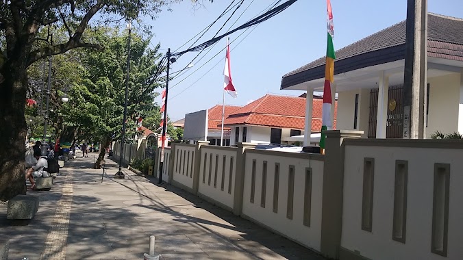 Pengadilan Negeri Kls 1A Khusus Bandung, Author: Bangkit Pratama