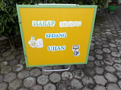 shopping-mall