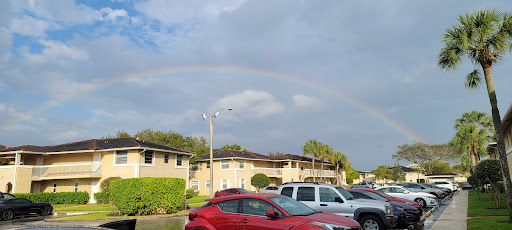 Twin Lakes Condominiums - Thumbnail