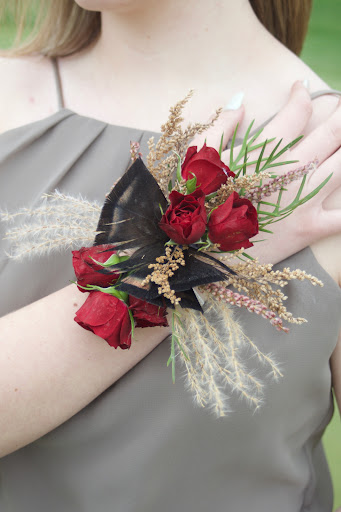 Make My Day Florals and Rentals Logo