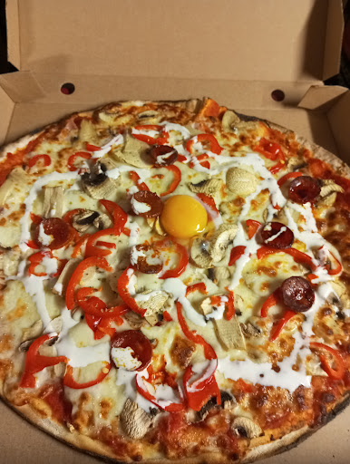 Photo 3 - Camion Divina Pizza (mardi Dolo, jeudi St Igneuc, Vendredi La Poterie, Samedi Landehen)