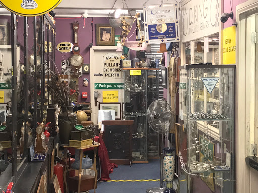 D King, Jewellery repairs - Thumbnail