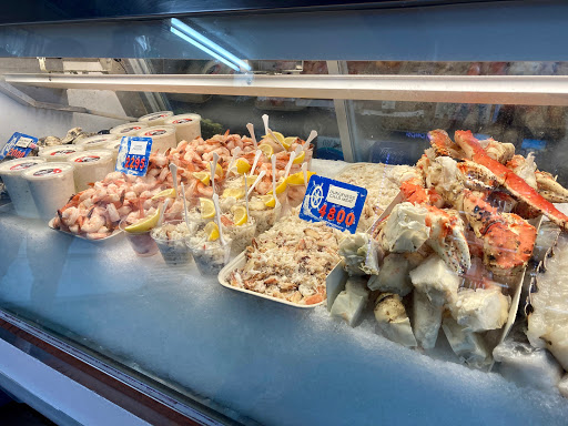 Half Moon Bay Fish Market - Thumbnail