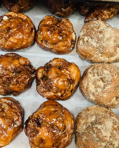 Tom's Hometown Bakery Gallery - United States