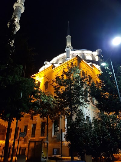 İSTOÇ Cami