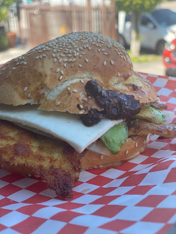 Cemitas Poblanas Juquilita by null