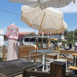 Photo n°4 de COTEL Coffee Shop Biscarrosse à Biscarrosse (Magasin de vêtements)