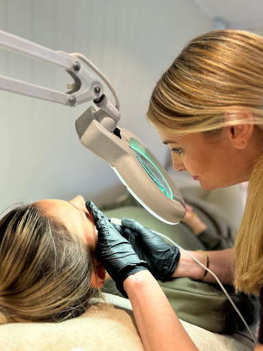 Johanna Charlesworth Beauty