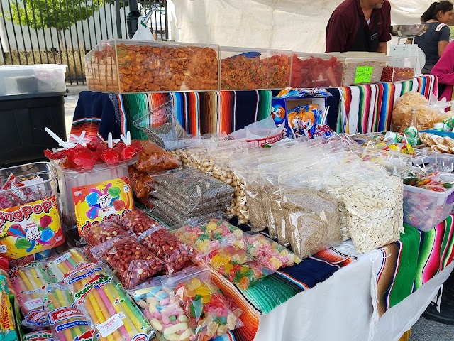 Maxwell Street Market
