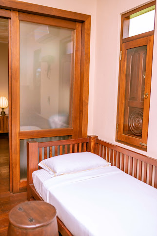 Aga Surf View & Restaurant by null