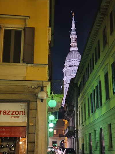 Piazza Delle Erbe / Piazza Cesare Battisti