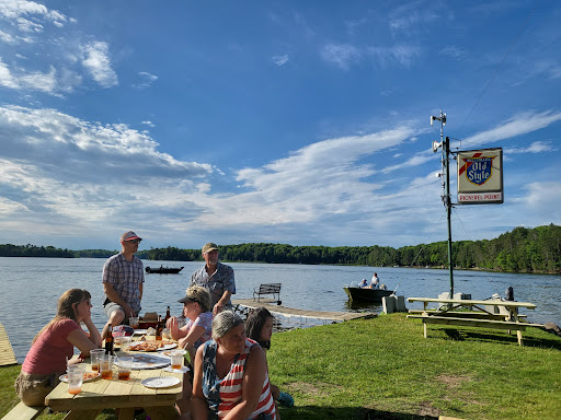 Pickerel Point Resort Bar & Grill - Thumbnail