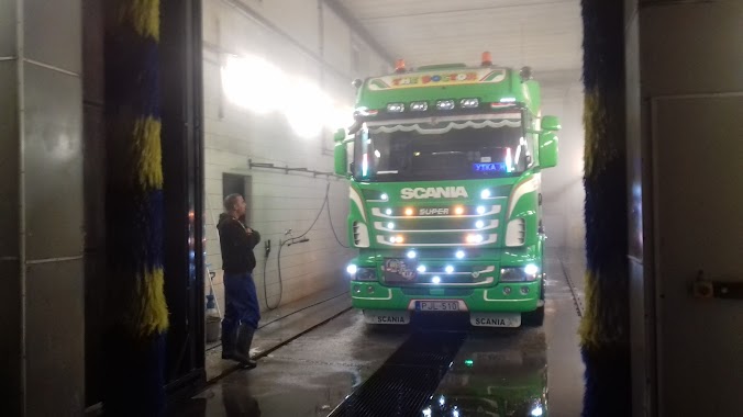 Truck wash Vedox, Author: Tamás Kalocsai