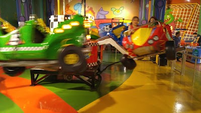Photos of Zeytoon Fars Shopping Center