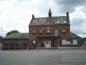 Photo n°1 de Mairie de Longueil-Annel à Longueil-Annel (Hôtel de ville)