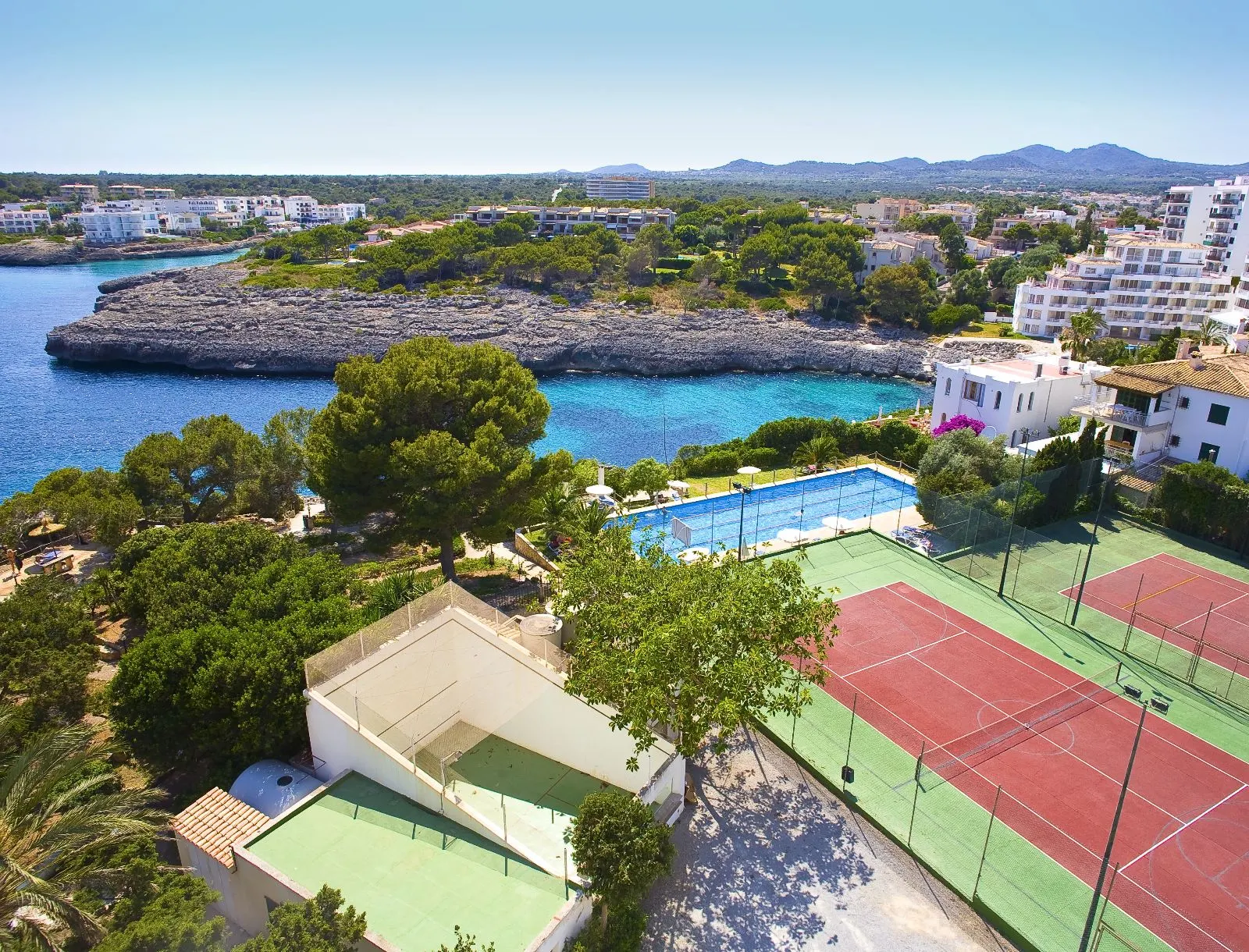Hotel JS Cape Colom
