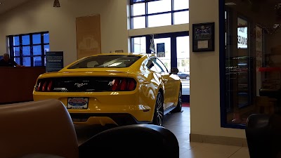 Photos of Chapman Ford Sales Inc.