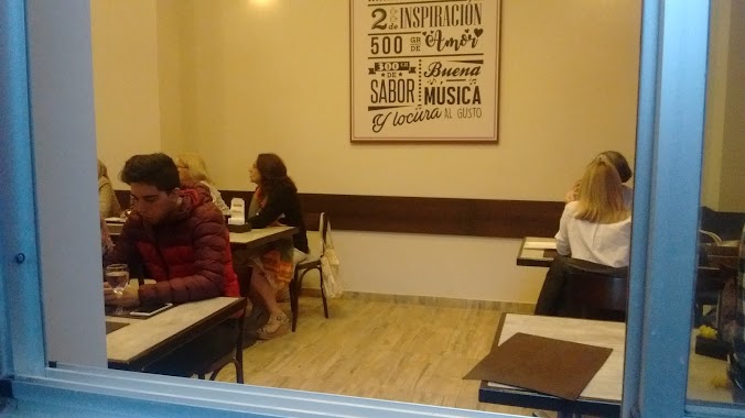 Morena Cafe, Author: Alejandra Bustos