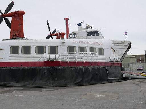 Hovercraft Museum - Visual