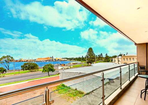 Port Views - Thumbnail