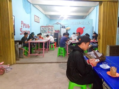 Photos of Warkop Gaul