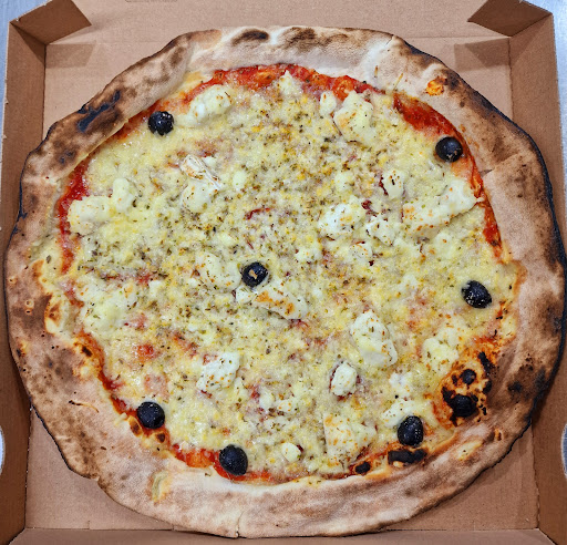Photo 6 - Pizzeria De L'écluse - Au feu de bois / Distributeur de pizza 24h/24 7j/7