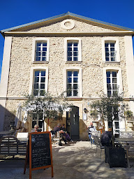 Photo n°5 de La Maison bleue à Ampus (Chambre d'hôtes)