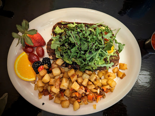 Chestnut Tree Bistro - Visual