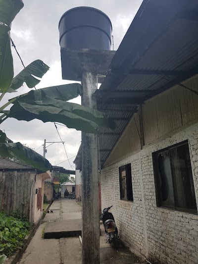 Photos of SE Bucheli