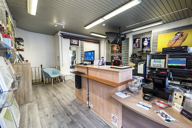 JLG-PHOTOREFLEX. PHOTOGRAPHE. Identités, Portrait, Mariage, Grossesse, Charme, Iris et développements photos