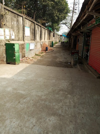 Photos of Adamjee Nagar Bus Stop
