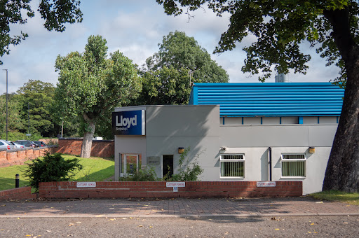 Lloyd Bodyshop Newcastle - Thumbnail