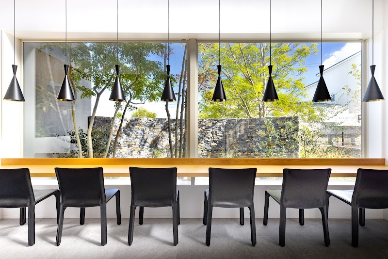 Sweets and cafe Bar a la mode