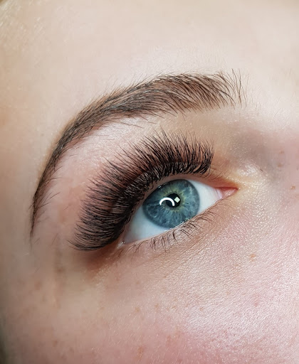 Lead with Lashes - Visual