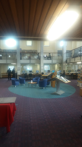 Luton Library Theatre - Thumbnail
