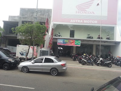 Photos of Astra Motor Kebumen